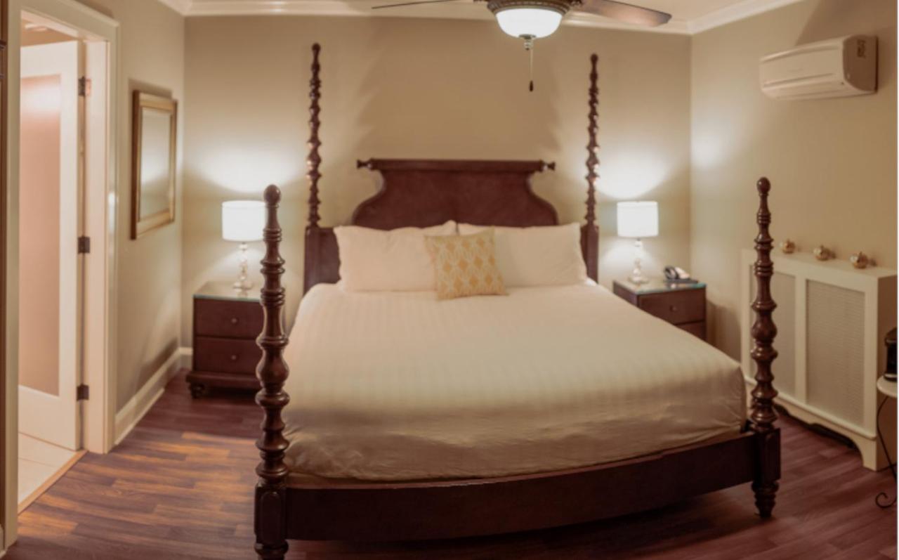 Crown Mansion Boutique Hotel & Villas شاطئ كواليكم المظهر الخارجي الصورة